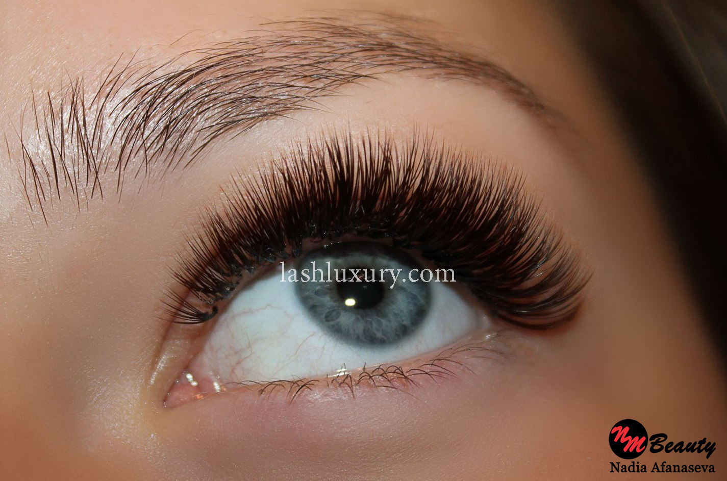 new york volume lash extensions service